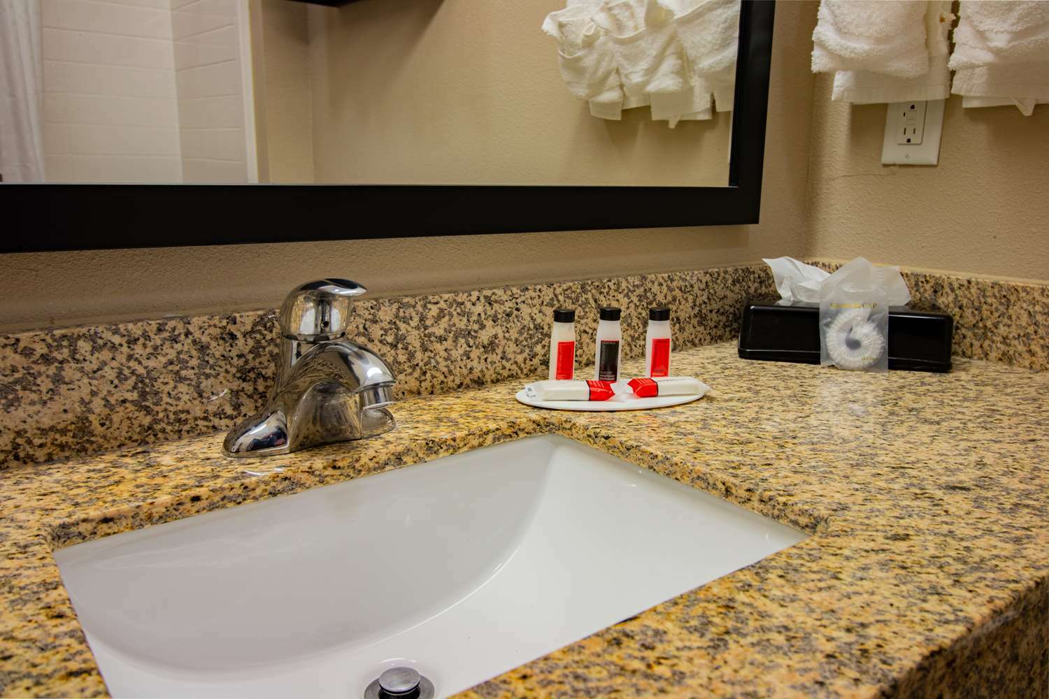 Surestay Plus Hotel By Best Western Owasso Tulsa North Bilik gambar